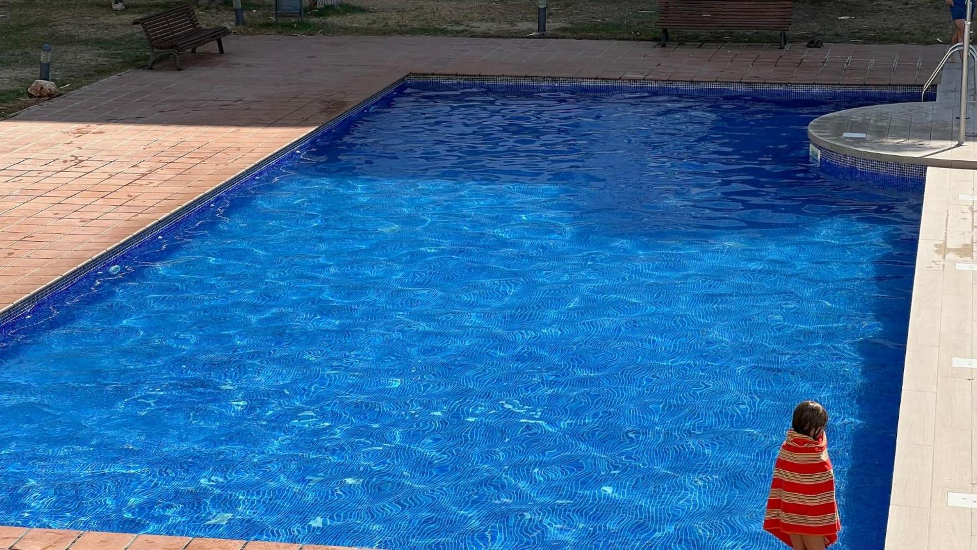 Bonito Apartamento Con Parking Y Piscina En Roses Av-53 Екстериор снимка