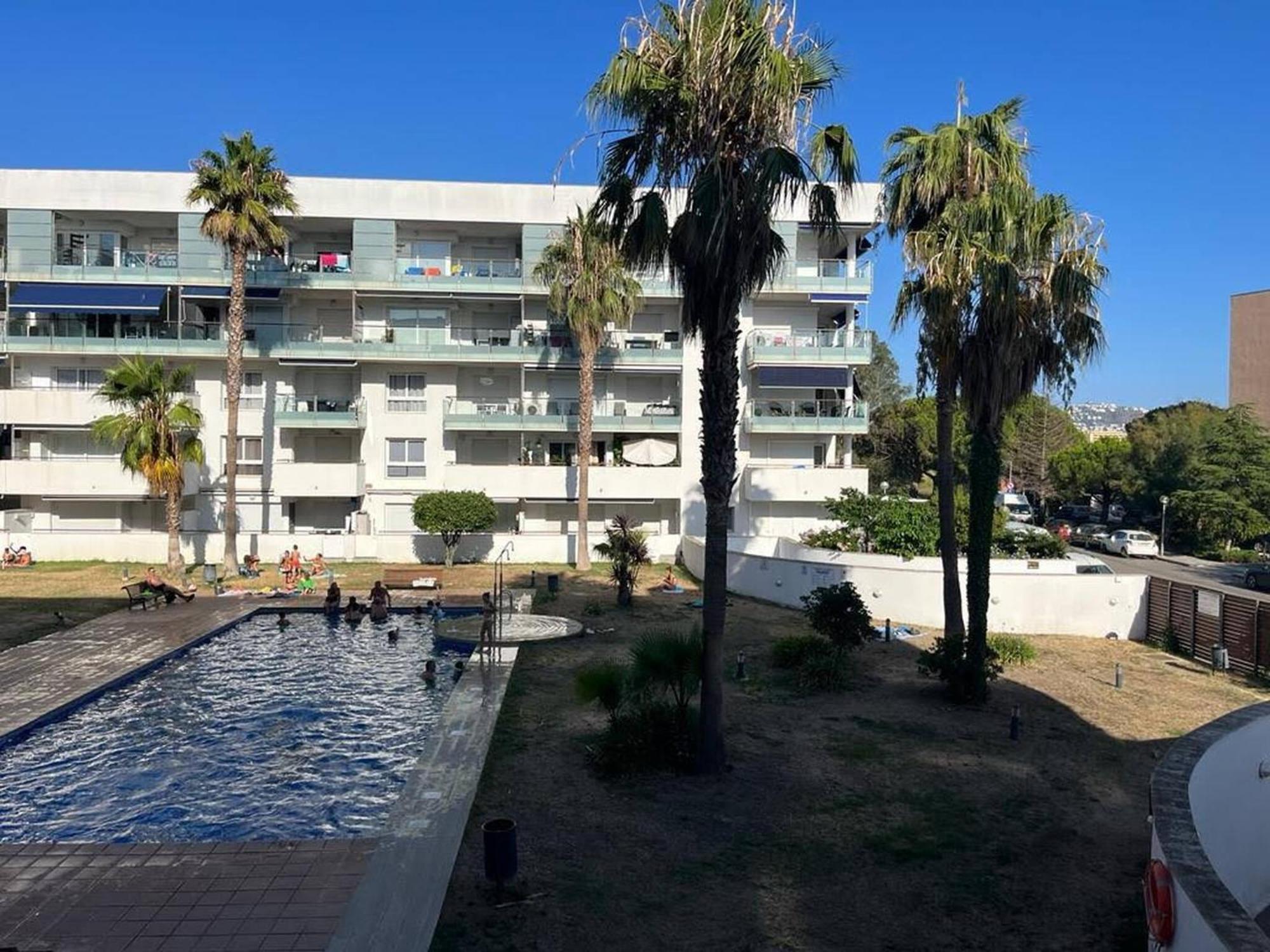 Bonito Apartamento Con Parking Y Piscina En Roses Av-53 Екстериор снимка